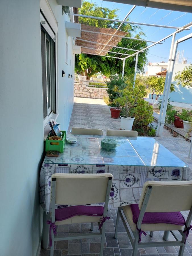 יאליסוס Anastasia'S Garden House מראה חיצוני תמונה