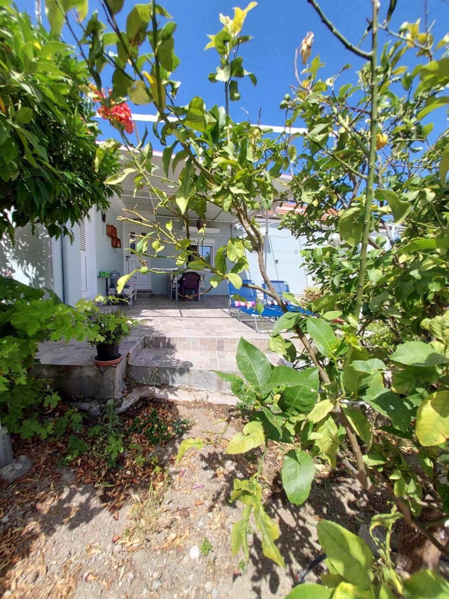 יאליסוס Anastasia'S Garden House מראה חיצוני תמונה
