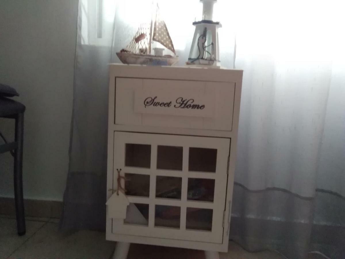 יאליסוס Anastasia'S Garden House מראה חיצוני תמונה